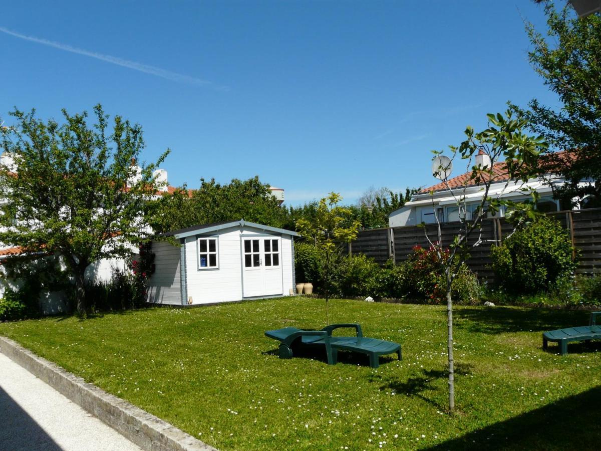 Charmante Maison Idealement Situee Saint-Gilles-Croix-de-Vie Exterior photo
